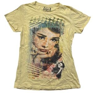 '09 HOLLYWOOD LEGEND women's yellow graphic audrey hepburn tee, L.